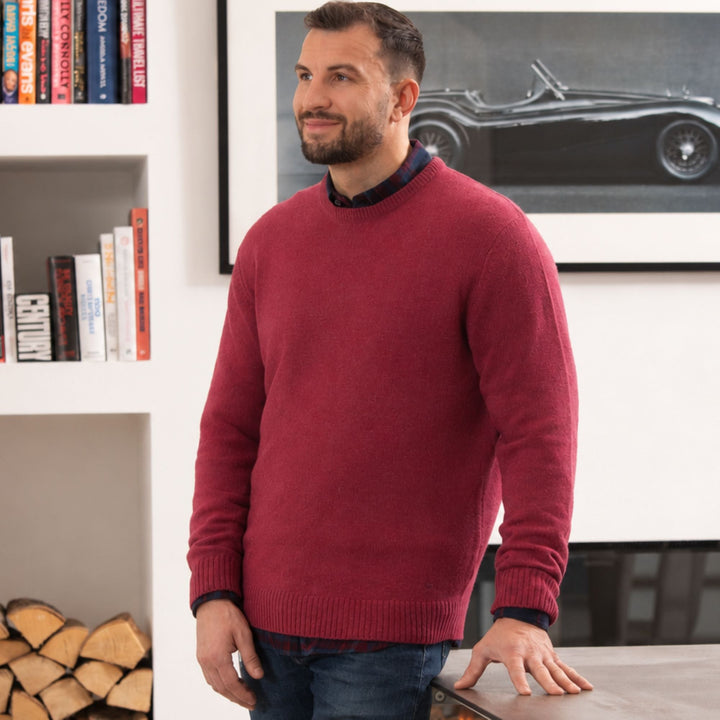 Mens Lambswool Crew Neck Jumper - Raspberry
